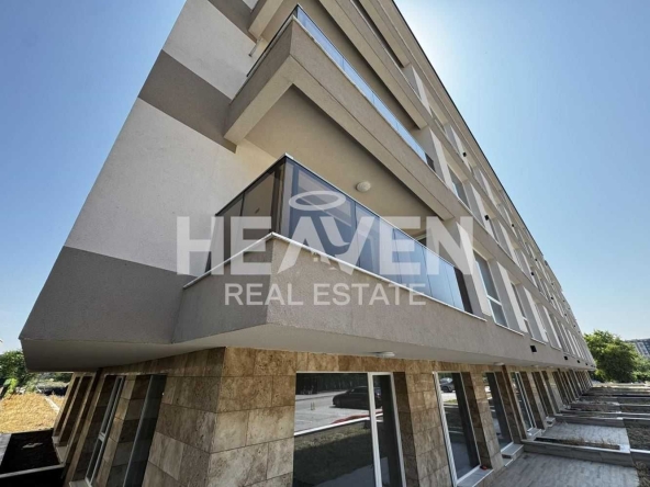 Двустаен апартамент в Пловдив, Център - 102 кв.м за 1096 €/кв.м - Снимка #1