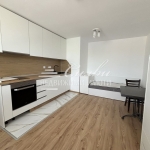 Дава се под наем Едностаен апартамент в Шумен, Тракия - 30 кв.м за 306 € - Снимка #1