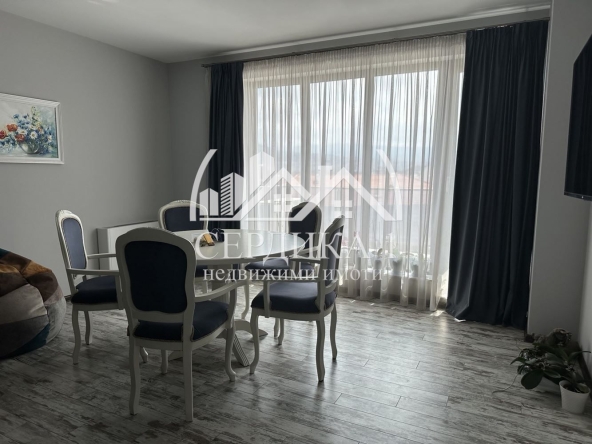 Тристаен апартамент в Благоевград, Освобождение - 73 кв.м за 2046 €/кв.м - Снимка #1