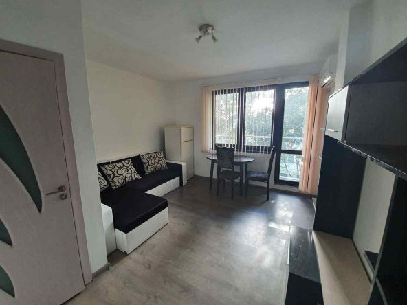 Дава се под наем Двустаен апартамент в София, Студентски град - 50 кв.м за 500 € - Снимка #1