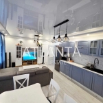 Дава се под наем Тристаен апартамент в Варна, Левски - 80 кв.м за 765 € - Снимка #1