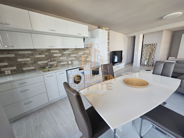 Двустаен апартамент в Балчик - 65 кв.м за 2077 €/кв.м - Снимка #1