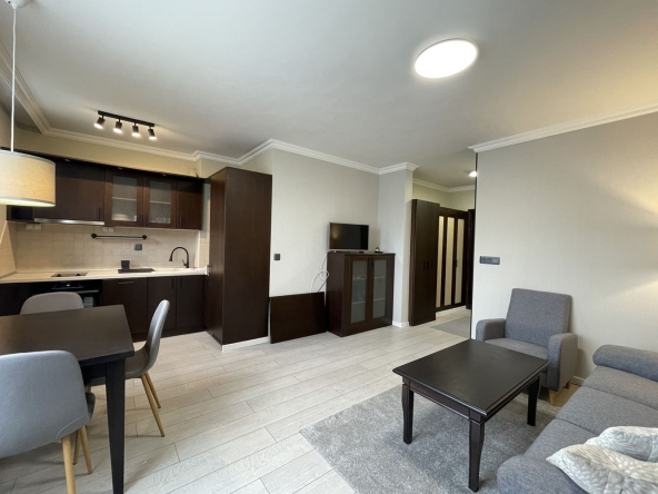 Дава се под наем Двустаен апартамент в София, Борово - 60 кв.м за 750 € - Снимка #1