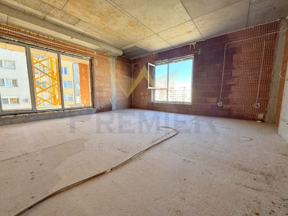 Тристаен апартамент в София, Младост 4 - 143 кв.м за 2098 €/кв.м - Снимка #1