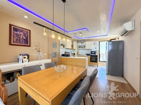 Тристаен апартамент в Варна, Погреби - 87 кв.м за 2988 €/кв.м - Снимка #1