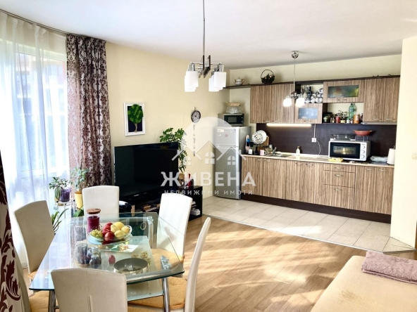 Двустаен апартамент в к.к. Св.Св. Константин и Елена - 70 кв.м за 2272 €/кв.м - Снимка #1