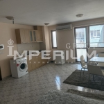 Дава се под наем Едностаен апартамент в Варна, Център - 50 кв.м за 382.5 € - Снимка #1