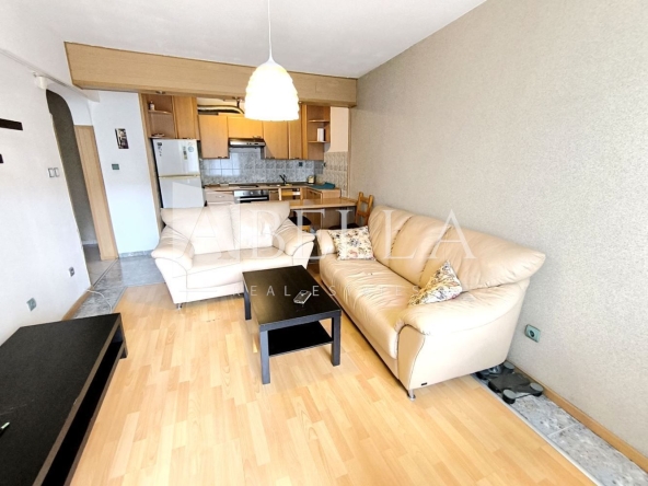 Двустаен апартамент в София, Банишора - 70 кв.м за 2857 €/кв.м - Снимка #1