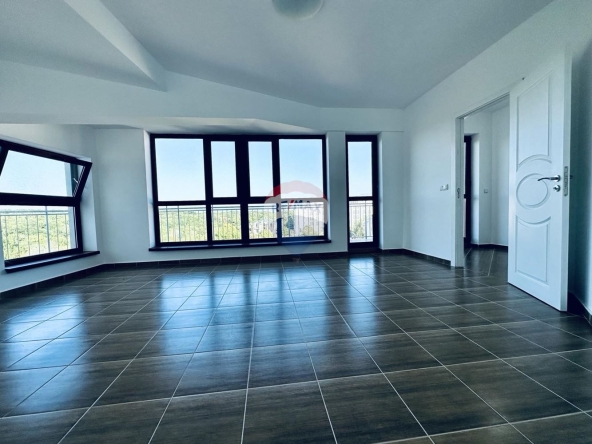 Многостаен апартамент в с. Кранево, Област Добрич - 155 кв.м за 800 €/кв.м - Снимка #1