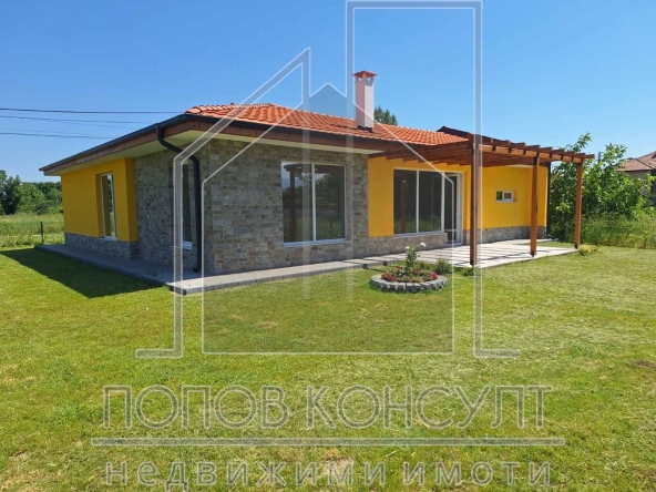 Къща в Септември - 158 кв.м за 982 €/кв.м - Снимка #1