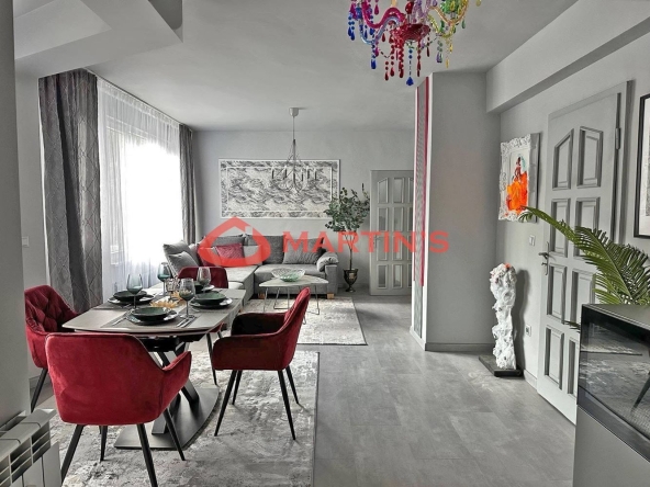 Дава се под наем Двустаен апартамент в София, Изток - 80 кв.м за 900 € - Снимка #1