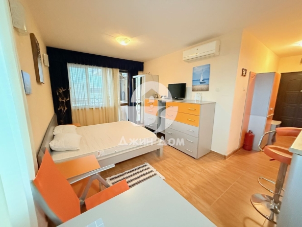 Едностаен апартамент в к.к. Слънчев бряг - 42 кв.м за 1500 €/кв.м - Снимка #1