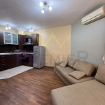 Дава се под наем Двустаен апартамент в Варна, м-т Пчелина - 50 кв.м за 459 € - Снимка #1