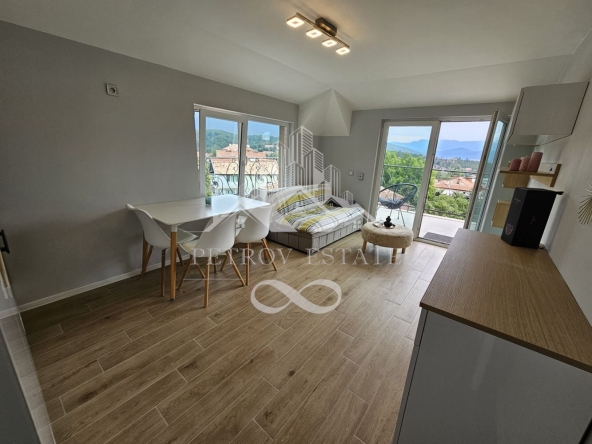 Двустаен апартамент в Велинград - 76 кв.м за 1211 €/кв.м - Снимка #1