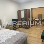 Дава се под наем Двустаен апартамент в Варна, Център - 40 кв.м за 433.5 € - Снимка #1