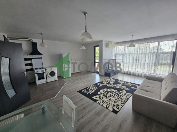 Дава се под наем Тристаен апартамент в Стара Загора, Била - 92 кв.м за 357 € - Снимка #1