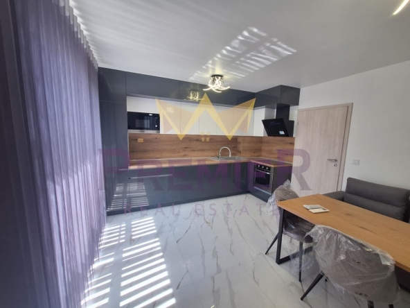 Дава се под наем Двустаен апартамент в Варна, м-т Пчелина - 60 кв.м за 561 € - Снимка #1