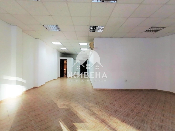 Дава се под наем Магазин в Варна, Левски - 75 кв.м за 1533 € - Снимка #1