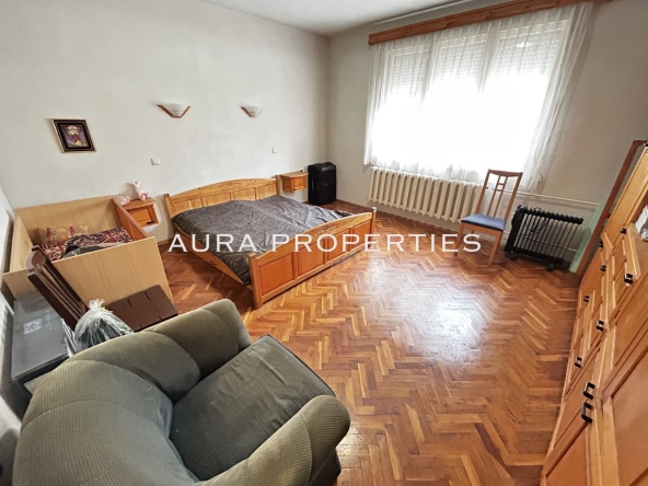 Многостаен апартамент в Разград, Център - 128 кв.м за 1156 €/кв.м - Снимка #1