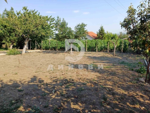 Парцел в Стара Загора, м-т Беш Бунар - 1105 кв.м за 37 €/кв.м - Снимка #1