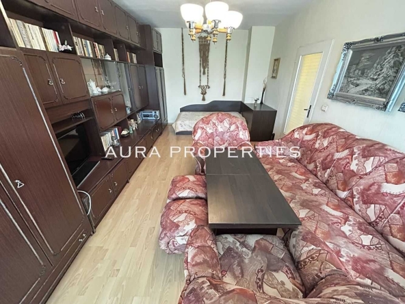 Дава се под наем Тристаен апартамент в Разград, Абритус - 76 кв.м за 204 € - Снимка #1