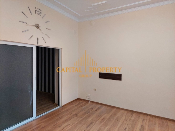 Дава се под наем Офис в Варна, Център - 75 кв.м за 850 € - Снимка #1