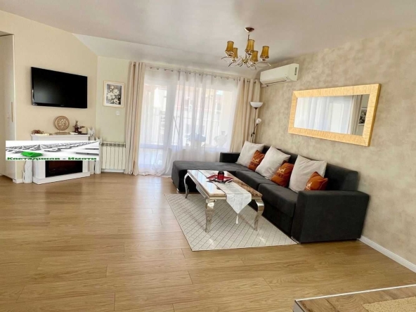 Тристаен апартамент в Пловдив, Център - 120 кв.м за 2763 €/кв.м - Снимка #1