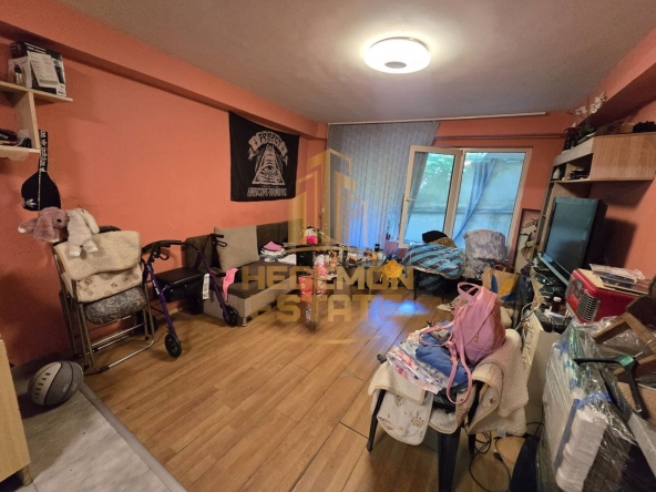 Четиристаен апартамент в Варна, Погреби - 135 кв.м за 1297 €/кв.м - Снимка #1