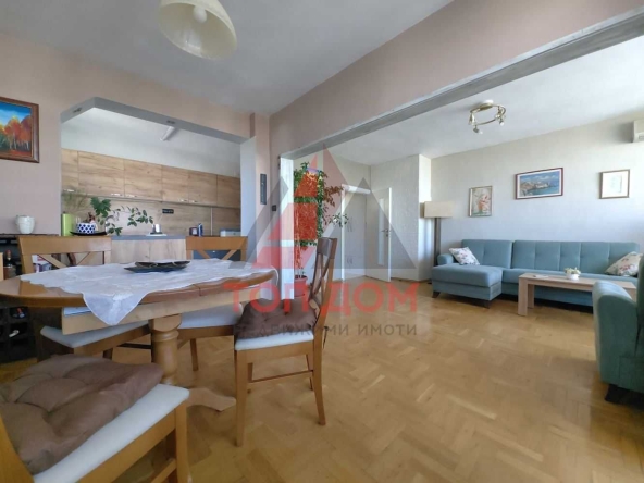 Дава се под наем Тристаен апартамент в Варна, Червен площад - 90 кв.м за 795.6 € - Снимка #1