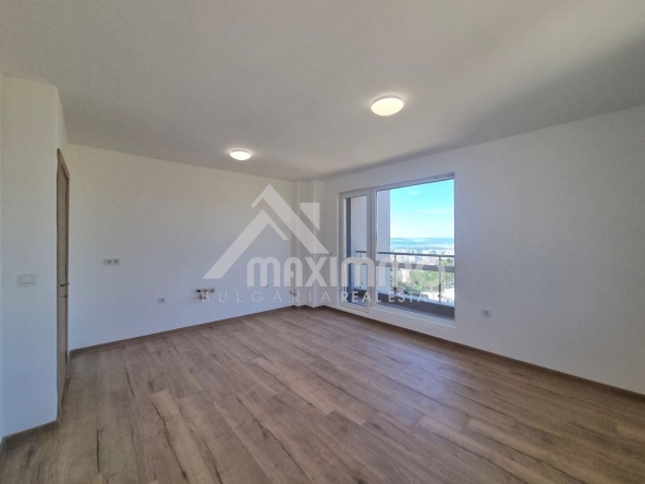 Двустаен апартамент в Варна, м-т Пчелина - 60 кв.м за 1584 €/кв.м - Снимка #1