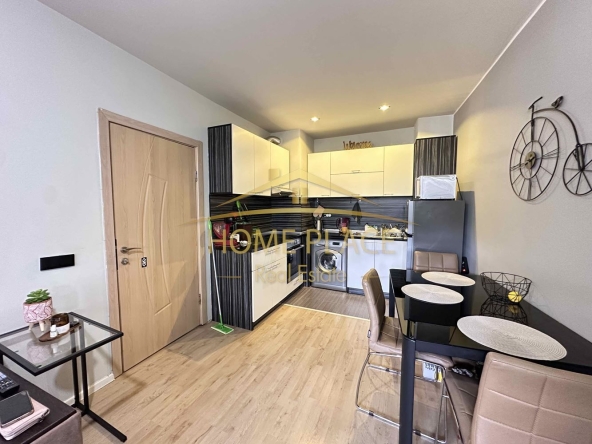 Дава се под наем Двустаен апартамент в Варна, Конфуто - 65 кв.м за 459 € - Снимка #1