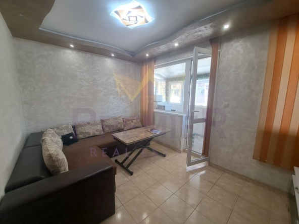 Дава се под наем Двустаен апартамент в Варна, Възраждане 1 - 45 кв.м за 382.5 € - Снимка #1