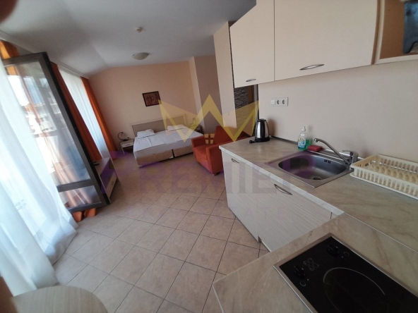 Едностаен апартамент в к.к. Слънчев бряг - 67 кв.м за 1018 €/кв.м - Снимка #1