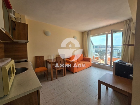 Двустаен апартамент в к.к. Слънчев бряг - 54 кв.м за 1213 €/кв.м - Снимка #1