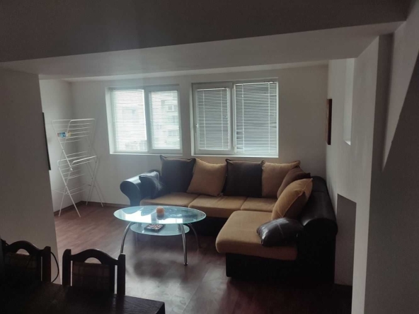 Дава се под наем Двустаен апартамент в Пловдив, Кършияка - 80 кв.м за 357 € - Снимка #1