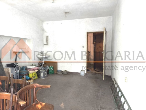 Магазин в Варна, Аспарухово - 20 кв.м за 1500 €/кв.м - Снимка #1