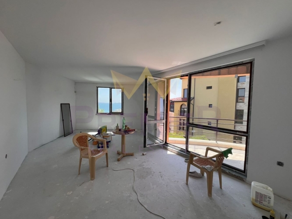 Четиристаен апартамент в Свети Влас - 92 кв.м за 1555 €/кв.м - Снимка #1