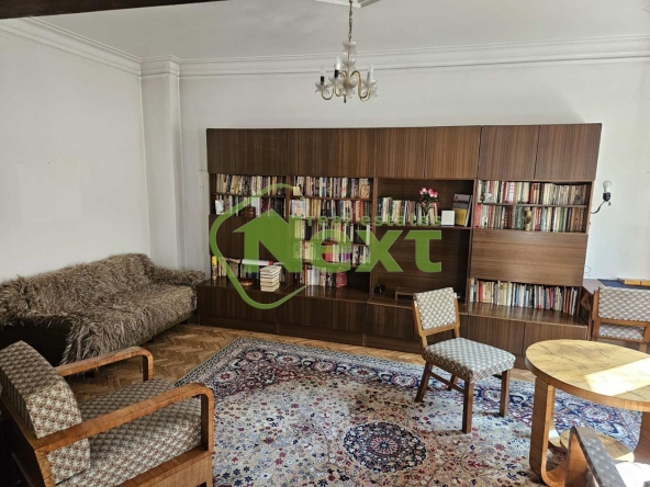 Тристаен апартамент в София, Център - 100 кв.м за 4800 €/кв.м - Снимка #1