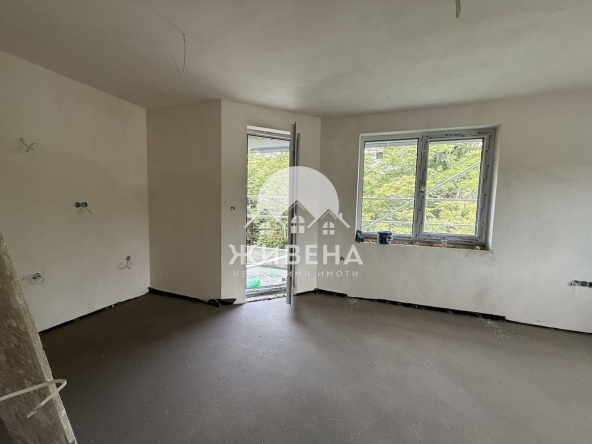 Двустаен апартамент в Варна, Базар Левски - 58 кв.м за 2500 €/кв.м - Снимка #1