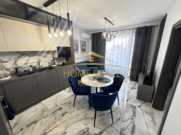 Дава се под наем Тристаен апартамент в Варна, Левски - 66 кв.м за 663 € - Снимка #1