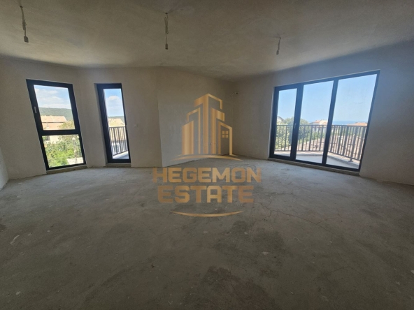 Тристаен апартамент в Варна, Виница - 125 кв.м за 1339 €/кв.м - Снимка #1