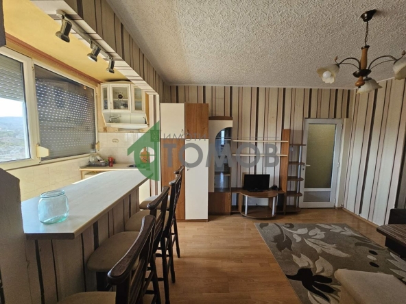 Дава се под наем Тристаен апартамент в Стара Загора, Опълченски - 60 кв.м за 306 € - Снимка #1