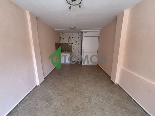 Дава се под наем Магазин в Стара Загора, Център - 20 кв.м за 255 € - Снимка #1