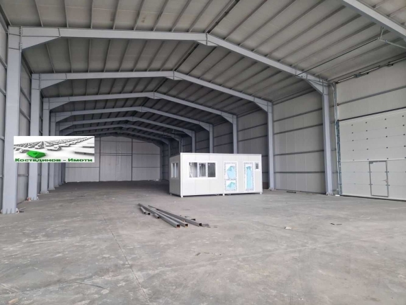 Дава се под наем Склад в Пловдив, Индустриална зона - Юг - 1080 кв.м за 4320 € - Снимка #1