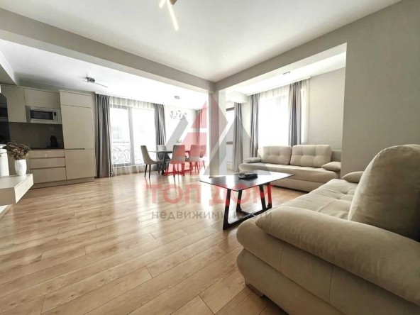 Дава се под наем Тристаен апартамент в Варна, Гръцка махала - 100 кв.м за 1300 € - Снимка #1