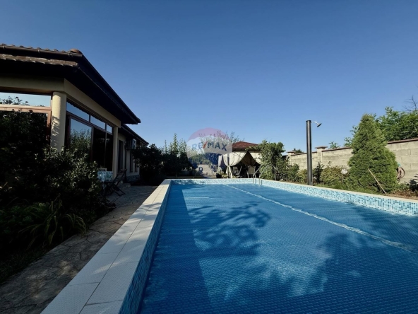 Къща в с. Соколово, Област Добрич - 123 кв.м за 1521 €/кв.м - Снимка #1