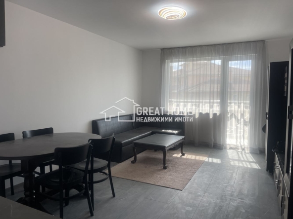 Дава се под наем Двустаен апартамент в Търговище, Център - 55 кв.м за 306 € - Снимка #1