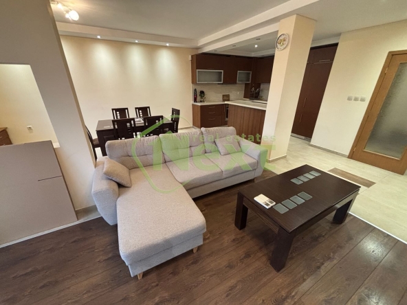 Дава се под наем Четиристаен апартамент в София, Борово - 147 кв.м за 1200 € - Снимка #1