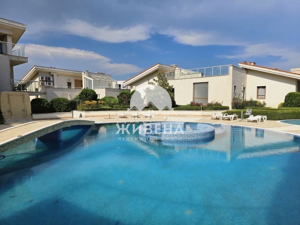 Къща в Бяла - 176 кв.м за 824 €/кв.м - Снимка #1