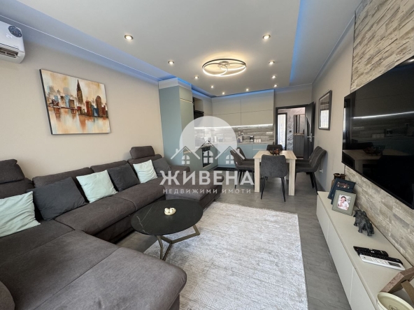 Тристаен апартамент в к.к. Св.Св. Константин и Елена - 94 кв.м за 2862 €/кв.м - Снимка #1